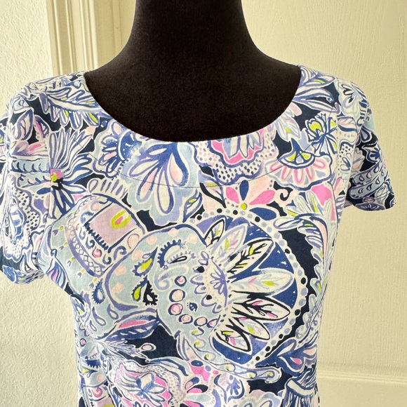Lilly Pulitzer sz S, Short Sleeve Bay Dress, Iris Blue Namastay in the Jungle - Picture 2 of 8